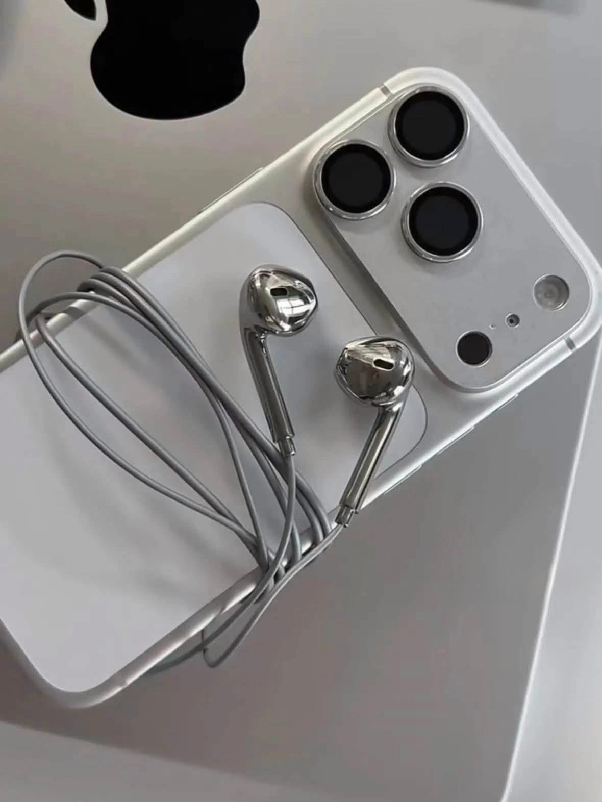 Slaystore M-Series Silver Buds